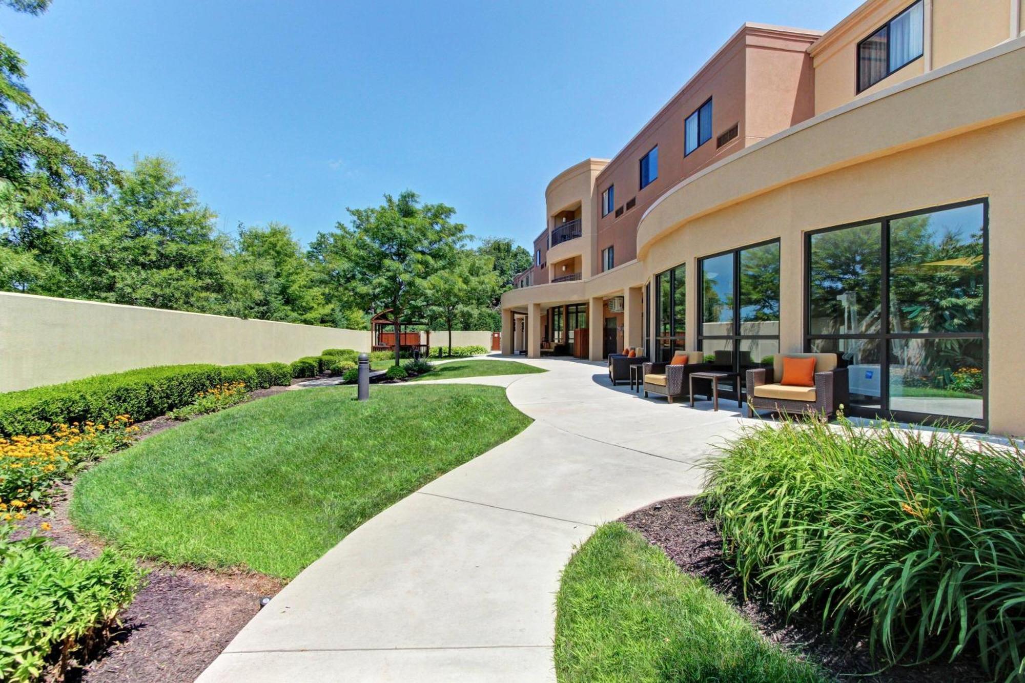 Courtyard By Marriott Harrisburg West/Mechanicsburg Ngoại thất bức ảnh