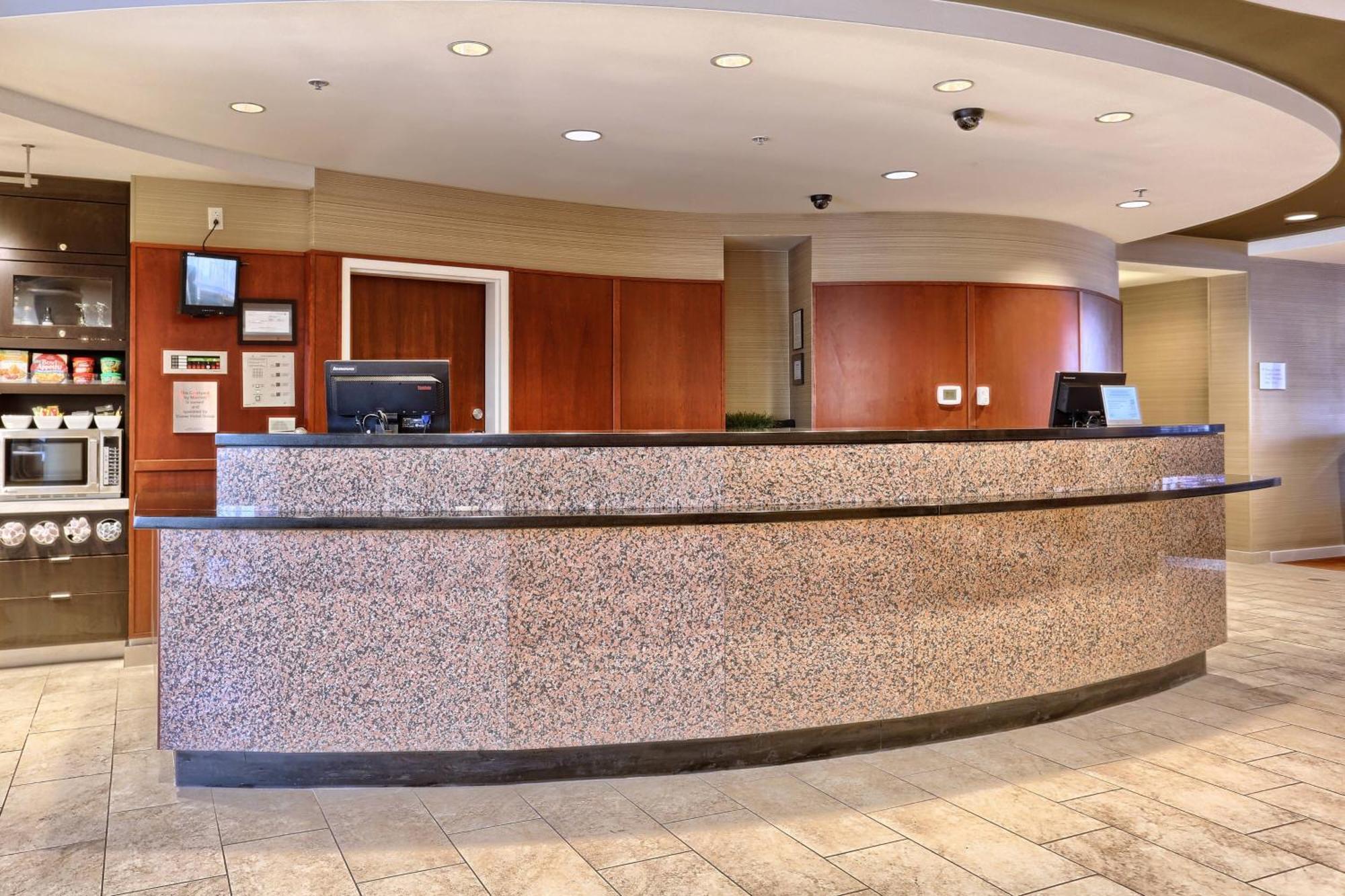 Courtyard By Marriott Harrisburg West/Mechanicsburg Ngoại thất bức ảnh